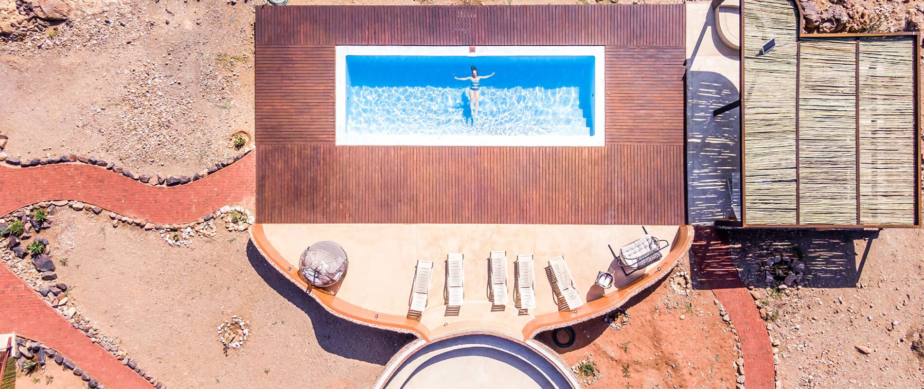 Desert Hills Lodge Swimming Pool