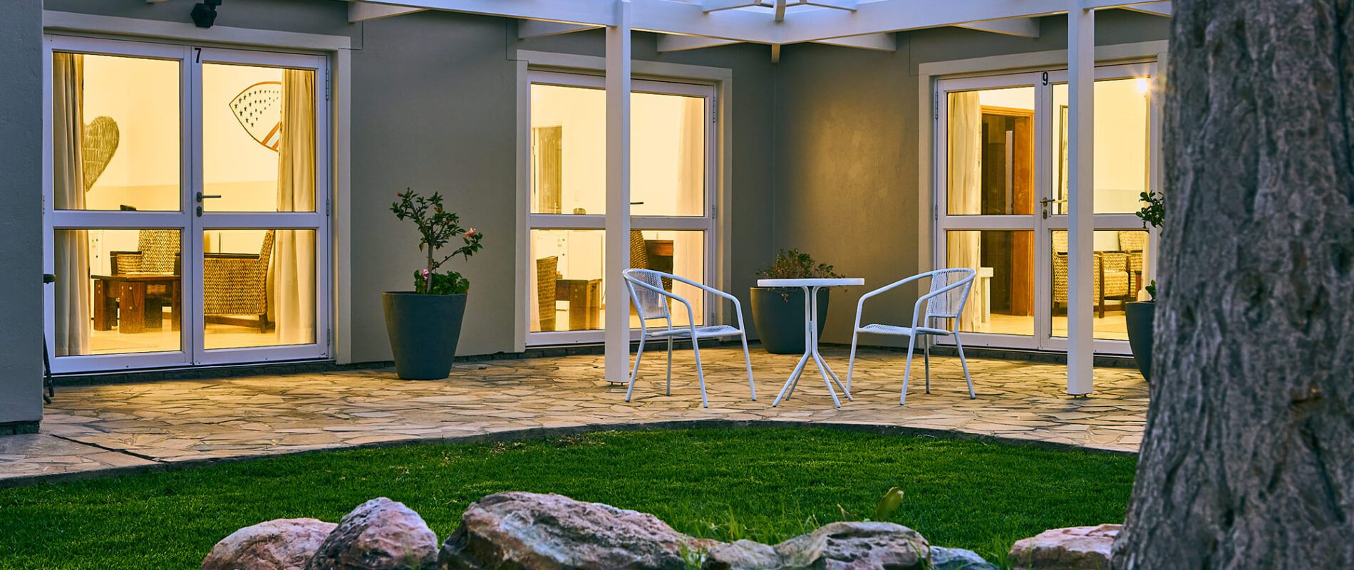 Ocean House Guest House Garden