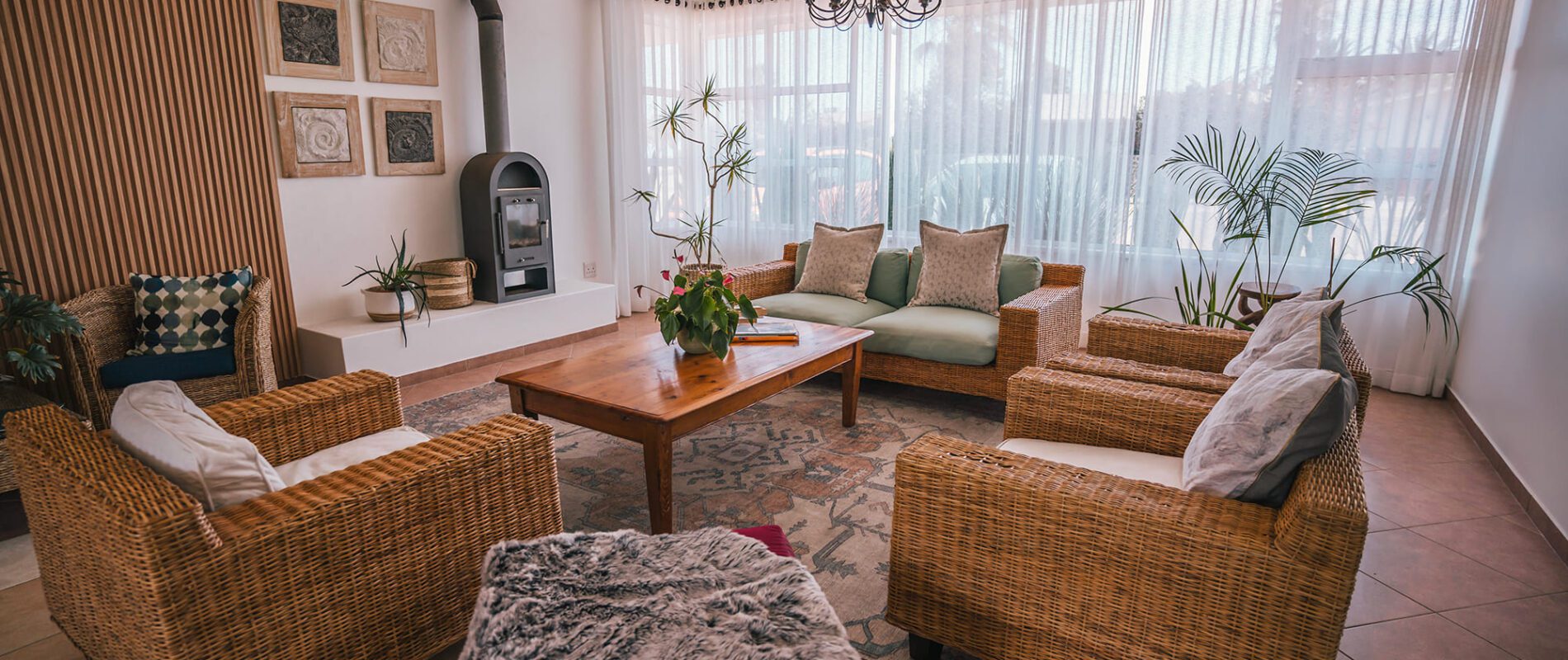 Ocean House Guest House Lounge