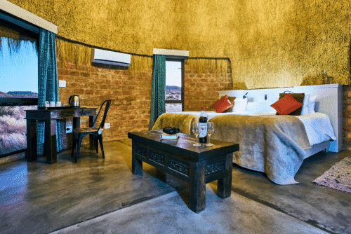 We Kebi Safari Lodge Bedroom